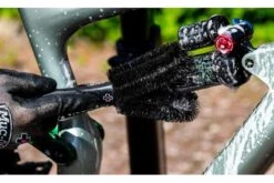 Cepillo Muc-Off Dos Cabezales -Topeak Ventas cepillo muc off dos cabezales 2